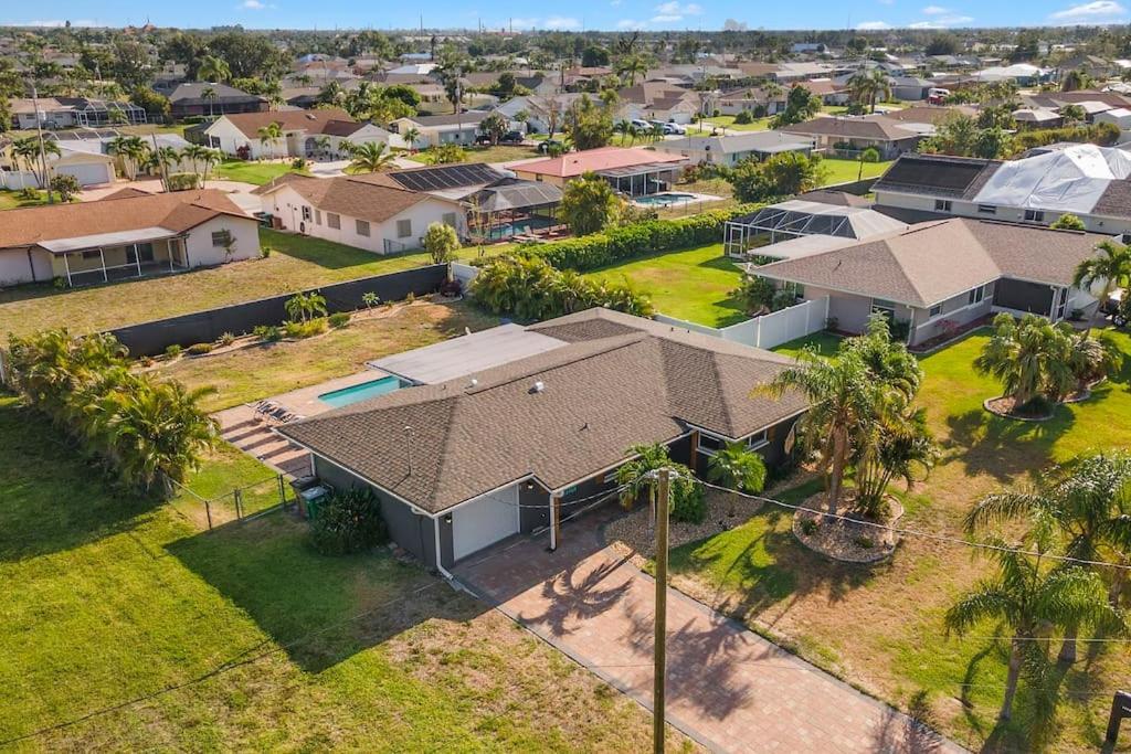 Villa Palm Haven! à Cape Coral Extérieur photo