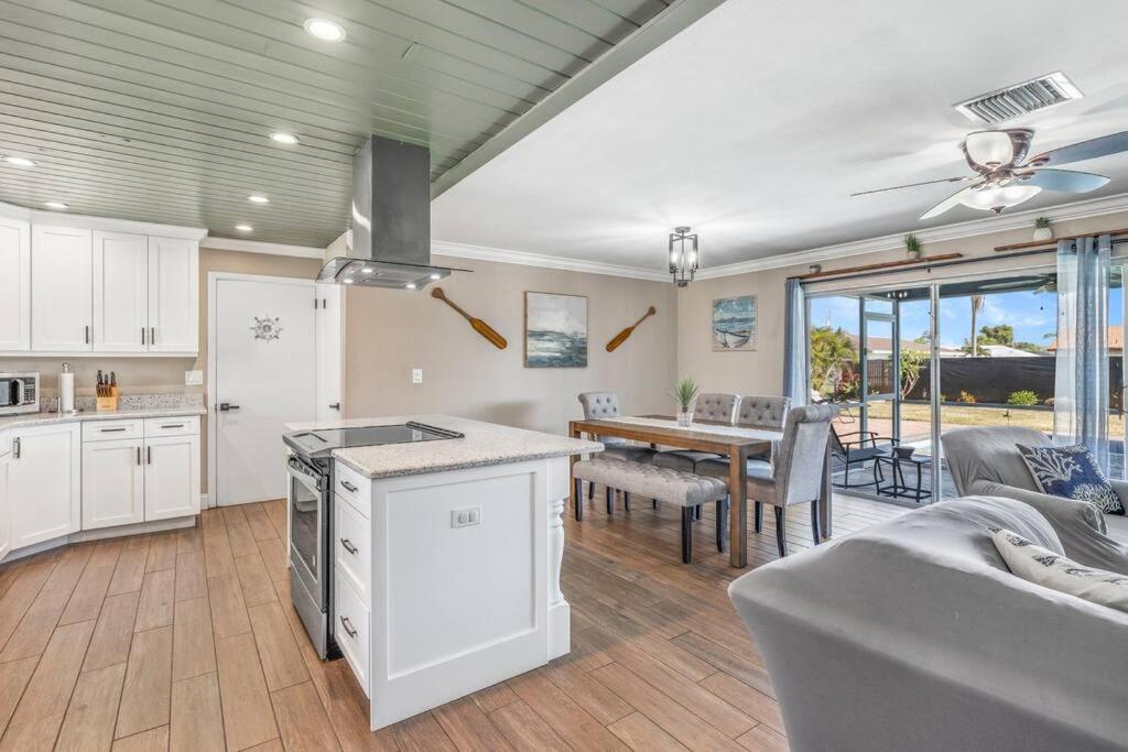 Villa Palm Haven! à Cape Coral Extérieur photo